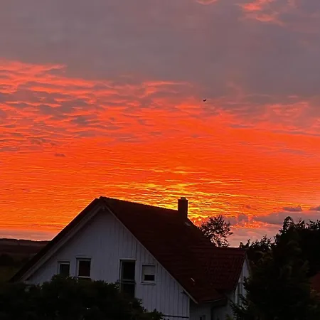 Gemuetliche, Sonnendurchflutete In Bodenseenaehe Am Saentisblick Apartment